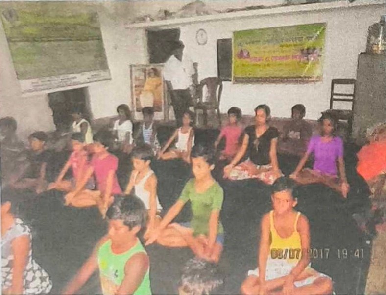 যোগা ক্লাস